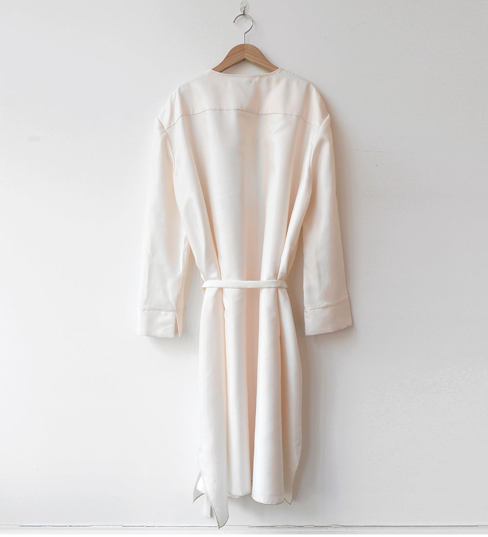 WIDE SQUARE POCKET DRESS