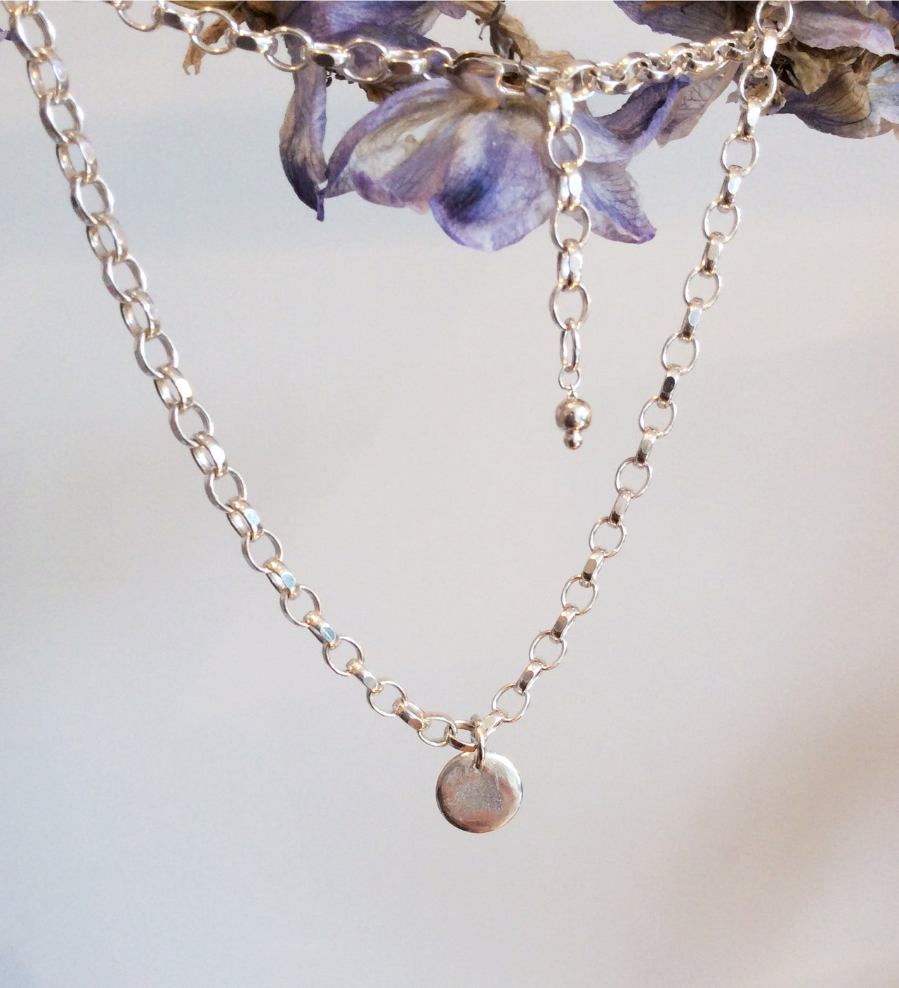 ORNAMENT & CRIME CHUNKY CHAIN W/ ROUND CHARM