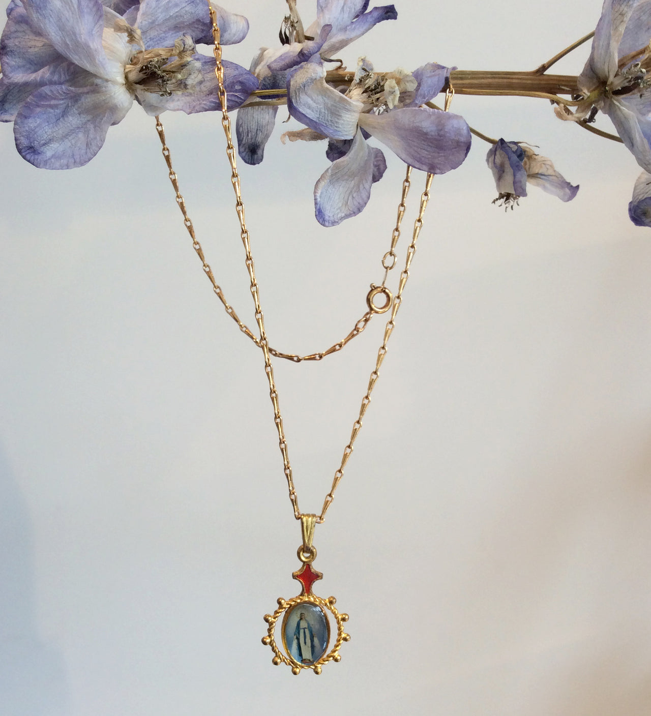 ORNAMENT & CRIME GOLD 'MARIA' CHARM NECKLACE
