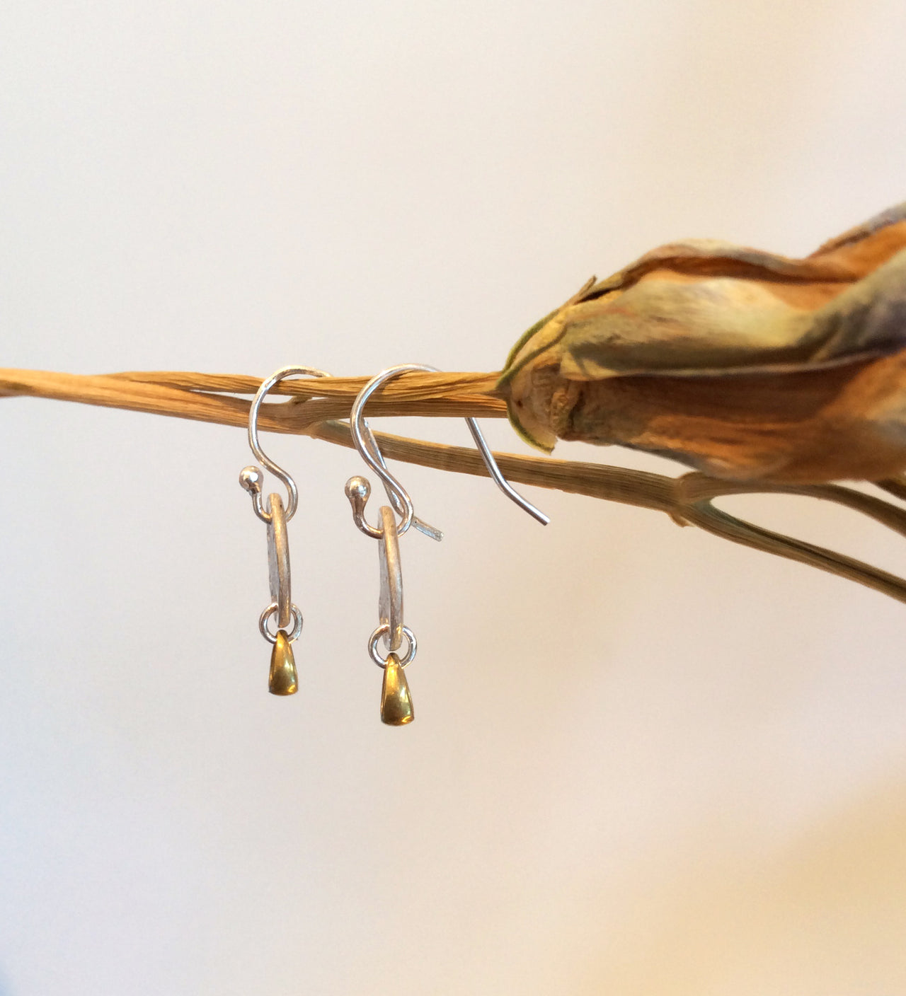 ORNAMENT & CRIME 'FIRE OVER DRAGON' EARRINGS W/ DROPLET