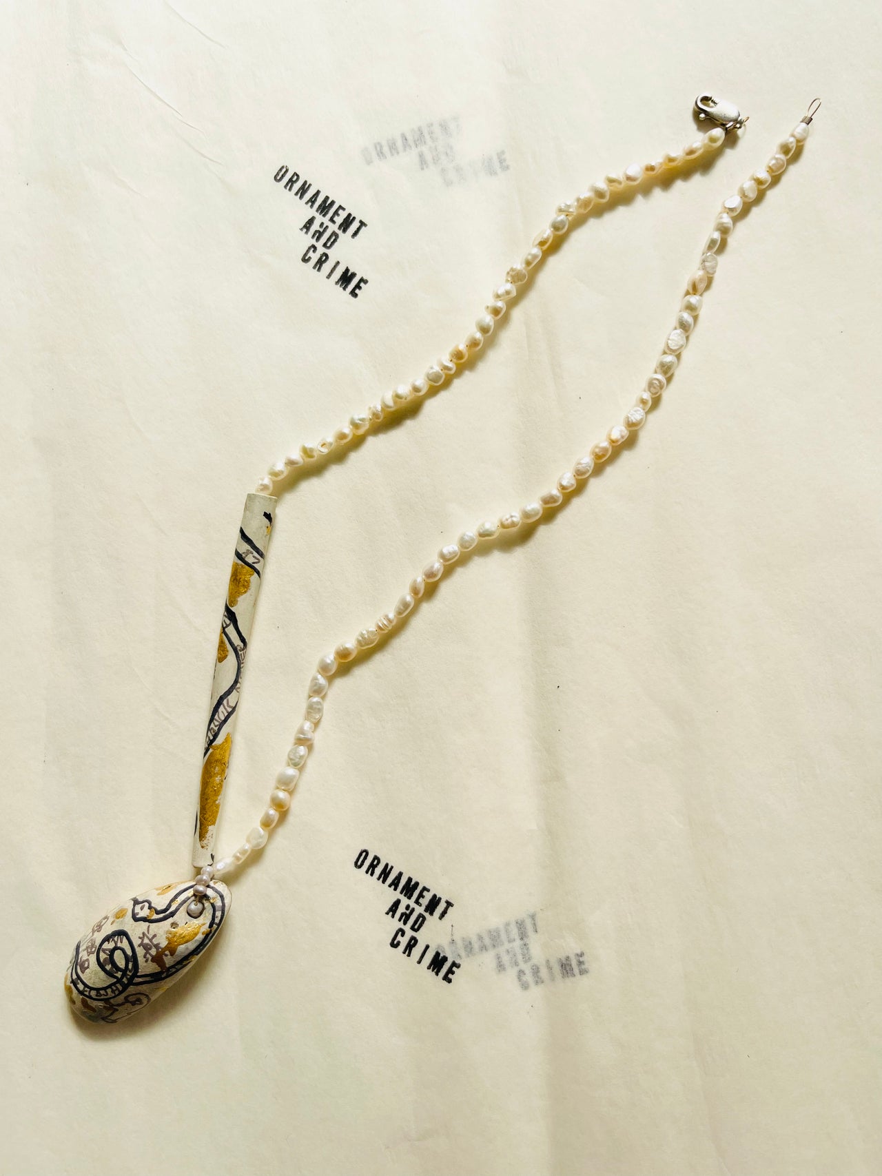 Snake egg pearl necklace