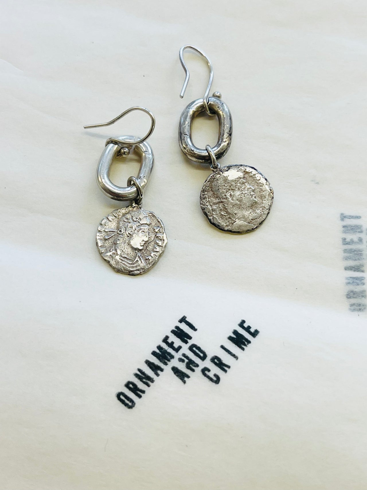 Classic coin + 'O' earring