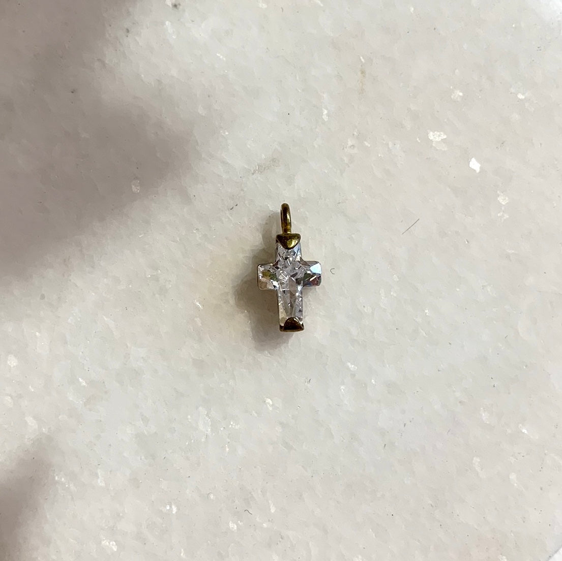 VINTAGE CROSS CHARM S01
