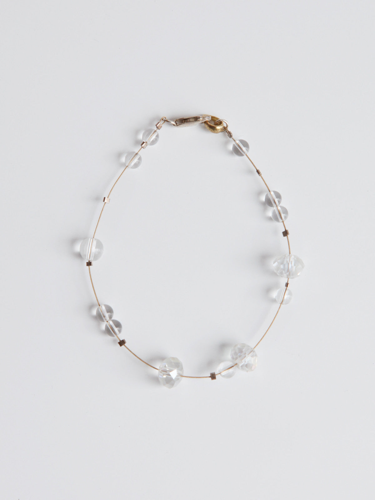 ORNAMENT & CRIME GLASS BEADS BRACELET