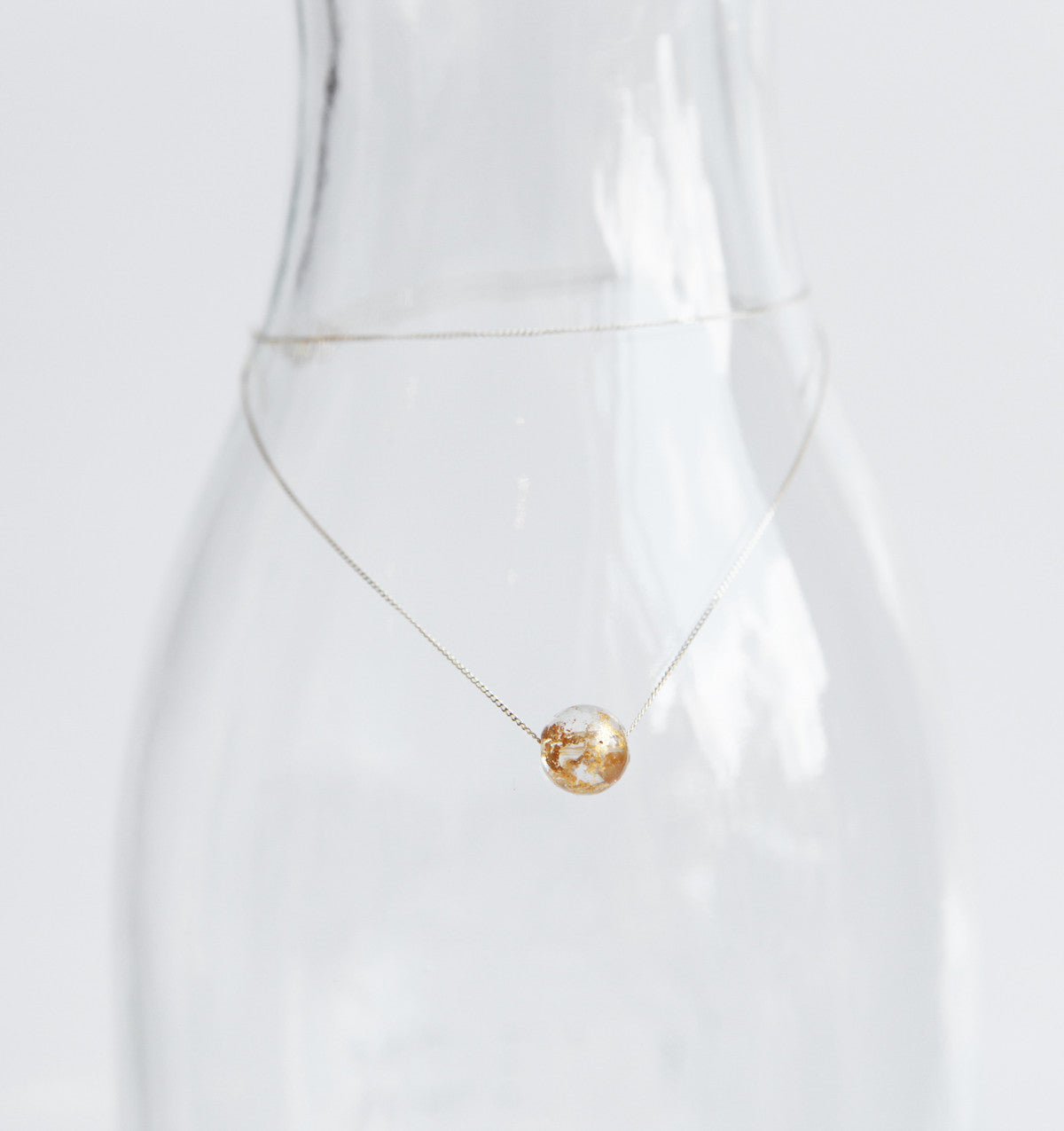 ORNAMENT & CRIME SIMPLE EARTH GLASS NECKLACE