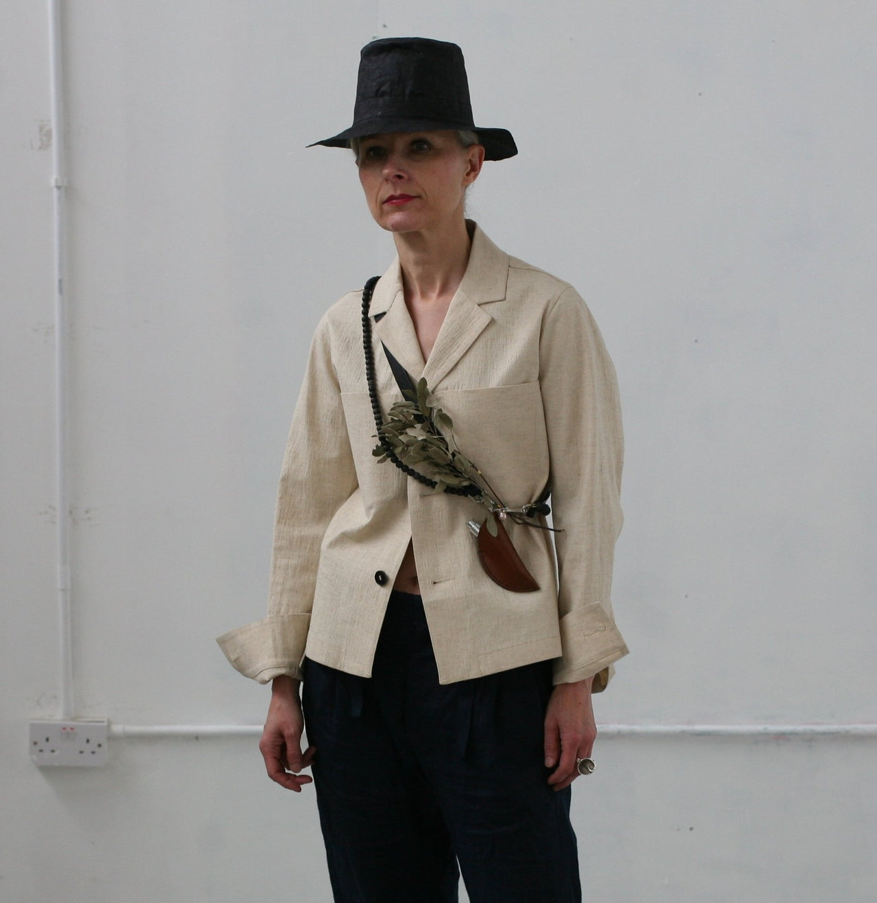 LOOK 8( NEWMAN WORK JACKET WITH HALK WAY SLIT TROUSERS)