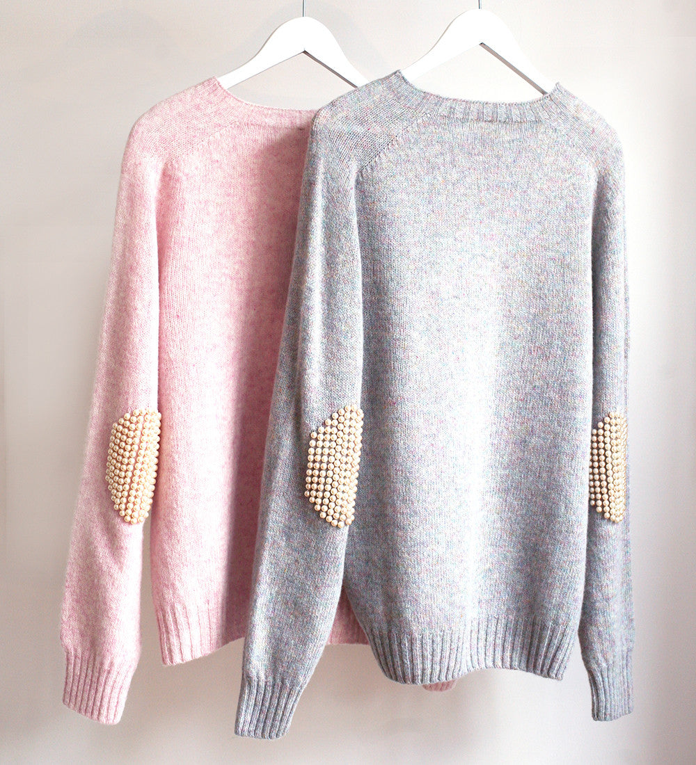 BLESS No.55 GREY PEARLPAD SWEATER