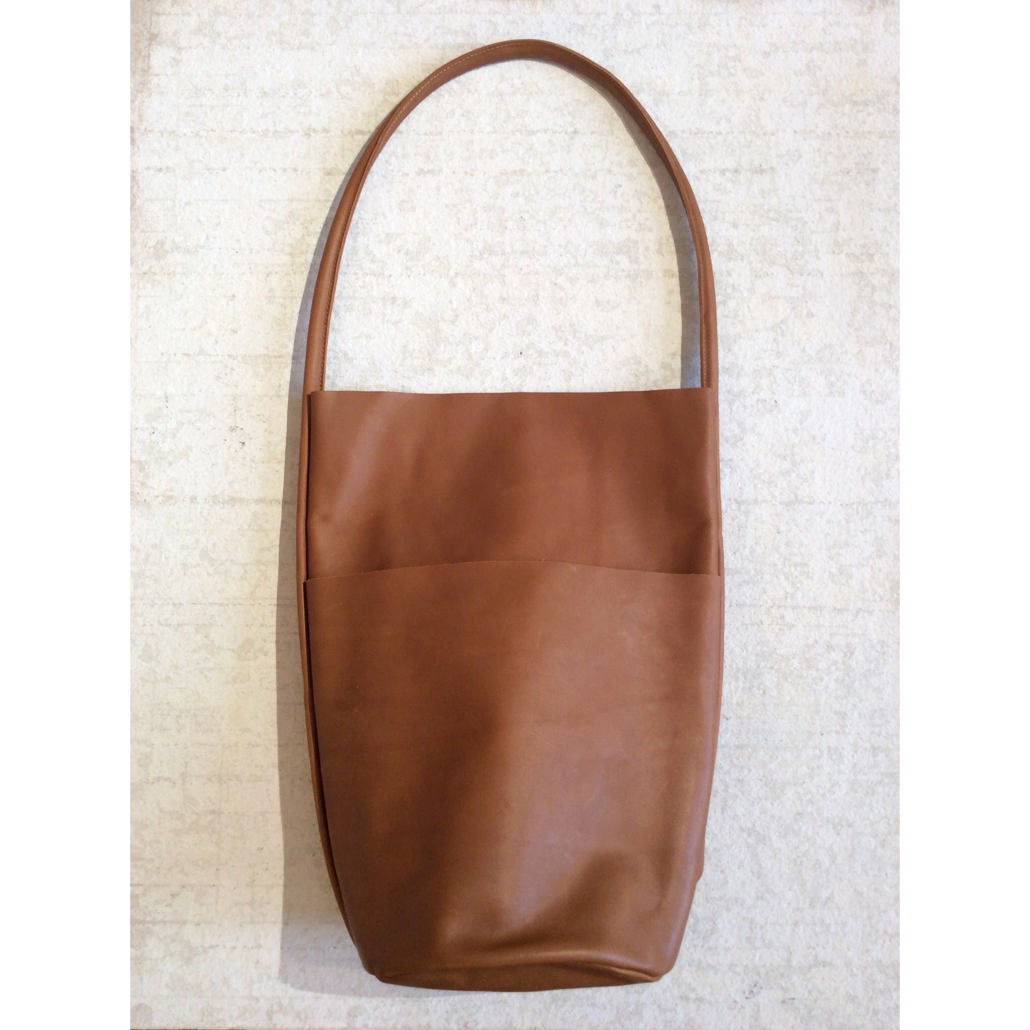 BODY SCULPTURES LEATHER SHOPPERS BAG / BROWN