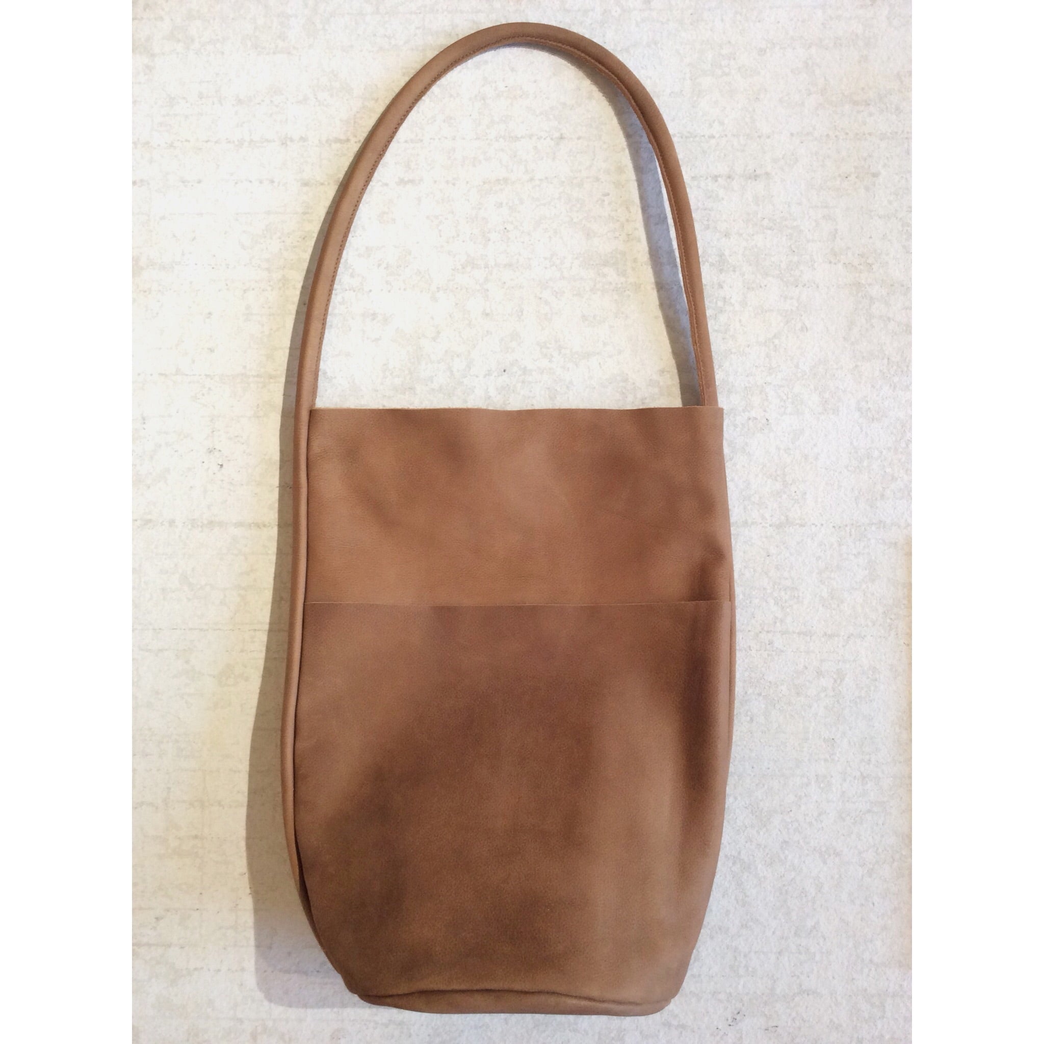 BODY SCULPTURES LEATHER SHOPPER BAG / BROWN SUEDE